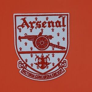 Arsenal Retro Embroidered 3.5" Crest Patch - White & Red